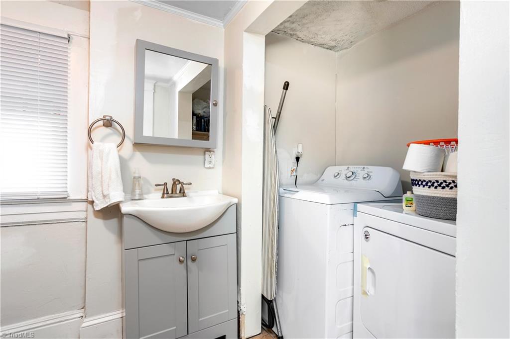 803 Carrick Street High Point, NC 27262 - Photo 23 of 34 Gallery Image 23