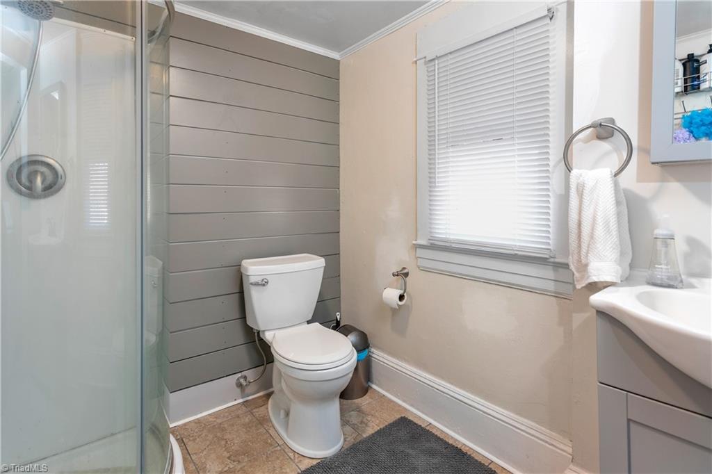 803 Carrick Street High Point, NC 27262 - Photo 24 of 34 Gallery Image 24