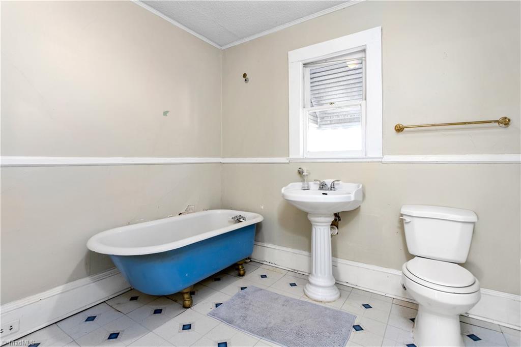 803 Carrick Street High Point, NC 27262 - Photo 31 of 34 Gallery Image 31