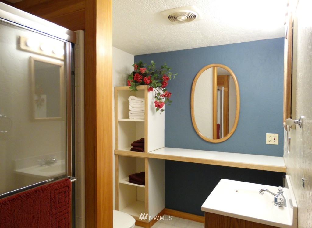 47 Lower Beaver Creek Road Twisp, WA 98856 - Photo 4 of 25 Gallery Image 4