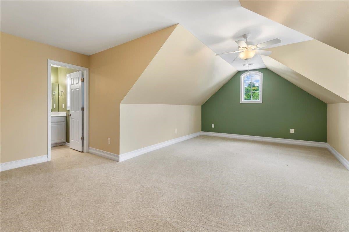 1044 Green Ridge Road Christiansburg, VA 24073 - Photo 53 of 97 Gallery Image 53