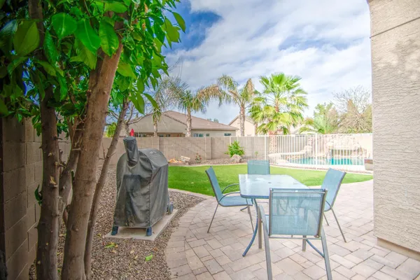 $3,700 | 2552 East Redwood Place, Chandler, AZ 85286