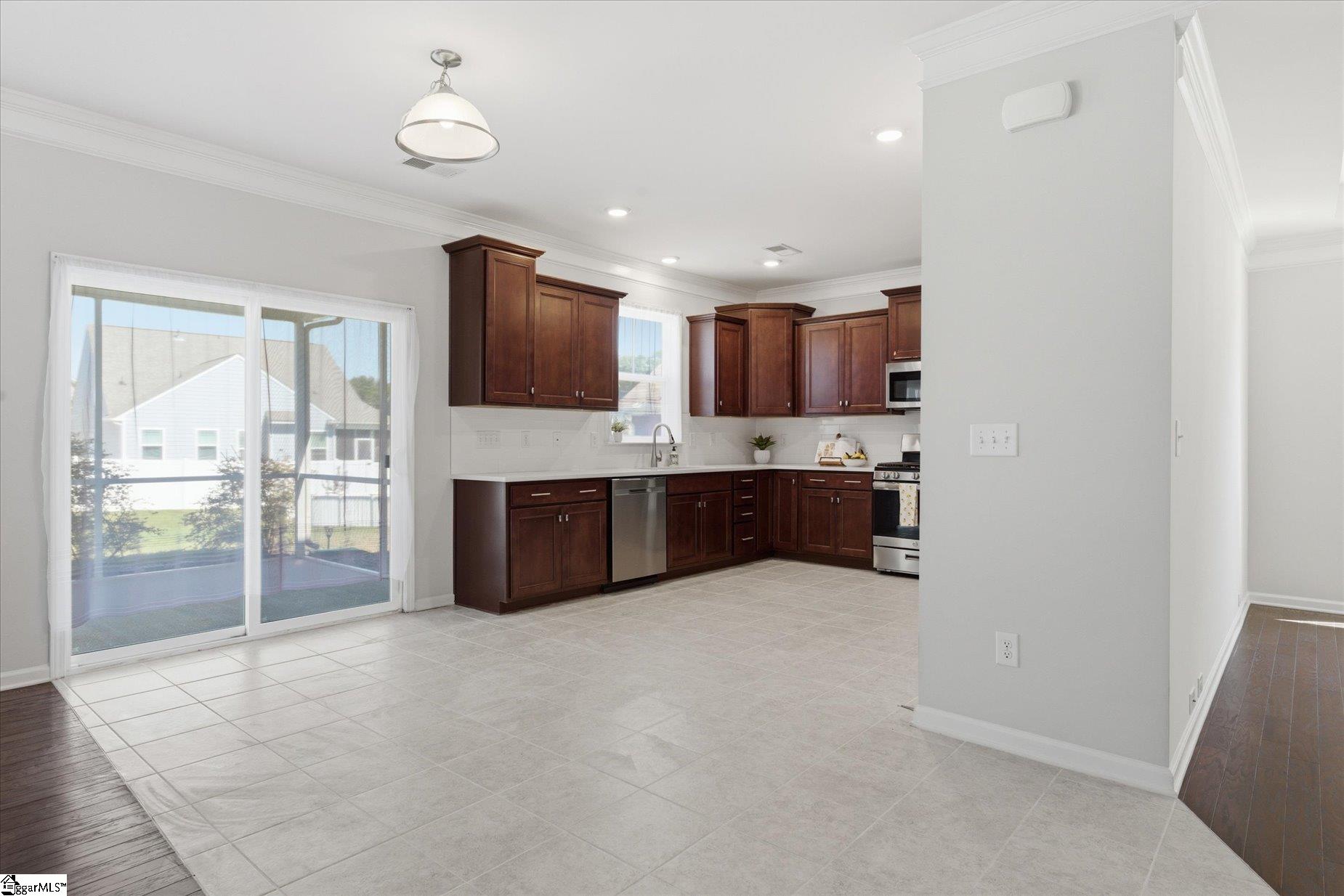 216 Nearmeadows Way Simpsonville, SC 29681 - Photo 10 of 49