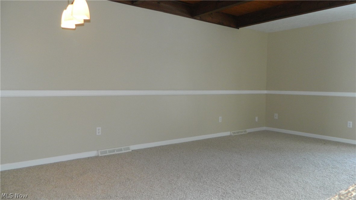 5221 Cline Road, Unit C Kent, OH 44240 - Photo 3 of 19 Gallery Image 3