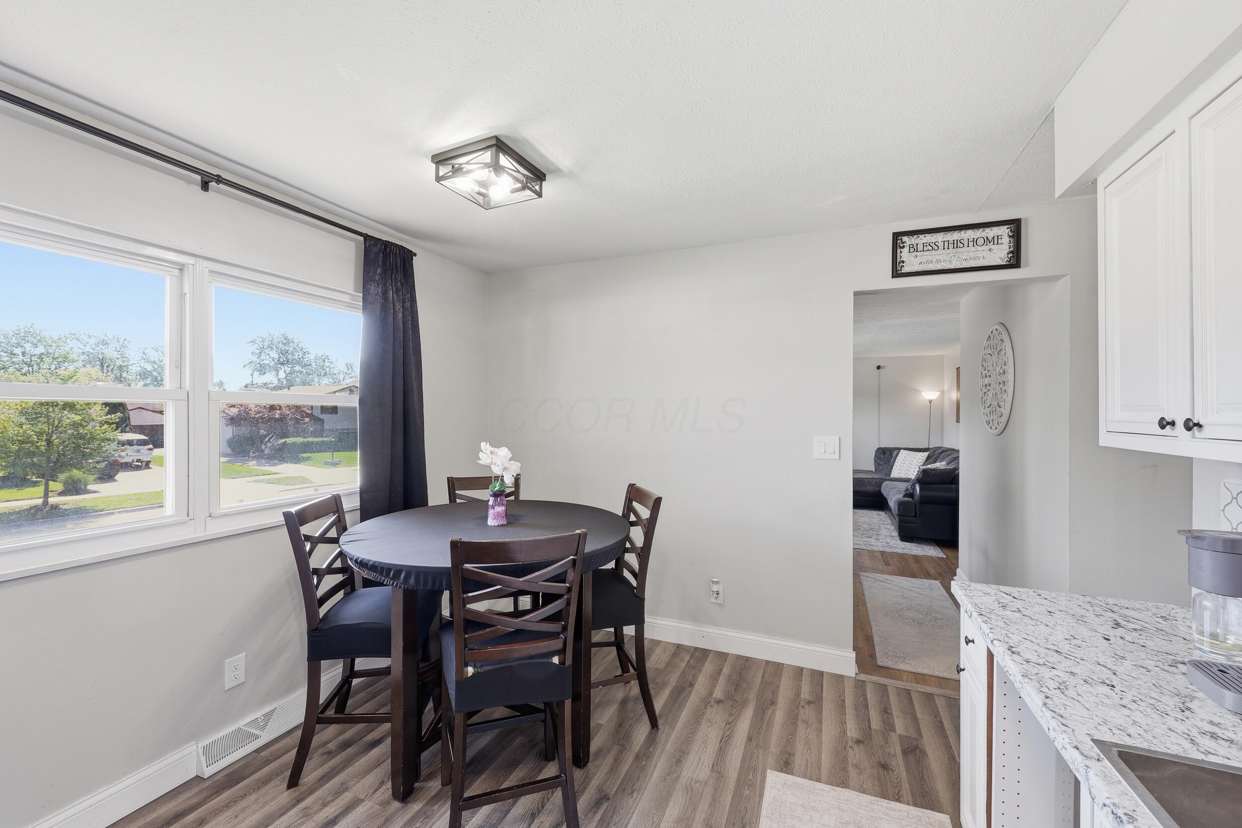 6097 Karl Road Columbus, OH 43229 - Photo 11 of 24