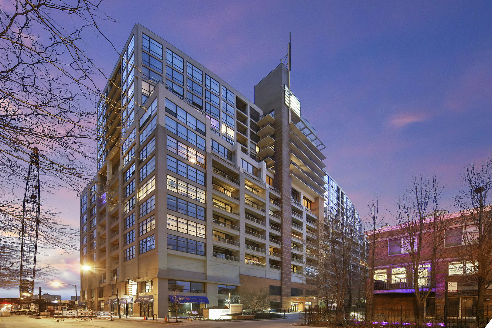 1530 South State Street, Unit 709 Chicago, IL 60605 - Photo 1 of 27 a front view of a building