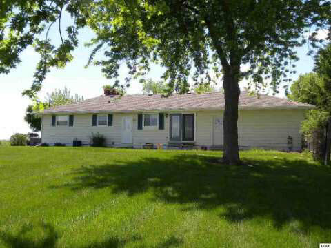 4732 West Beecher Road Adrian, MI 49221 - Photo 18 of 19 20402124-17.JPG