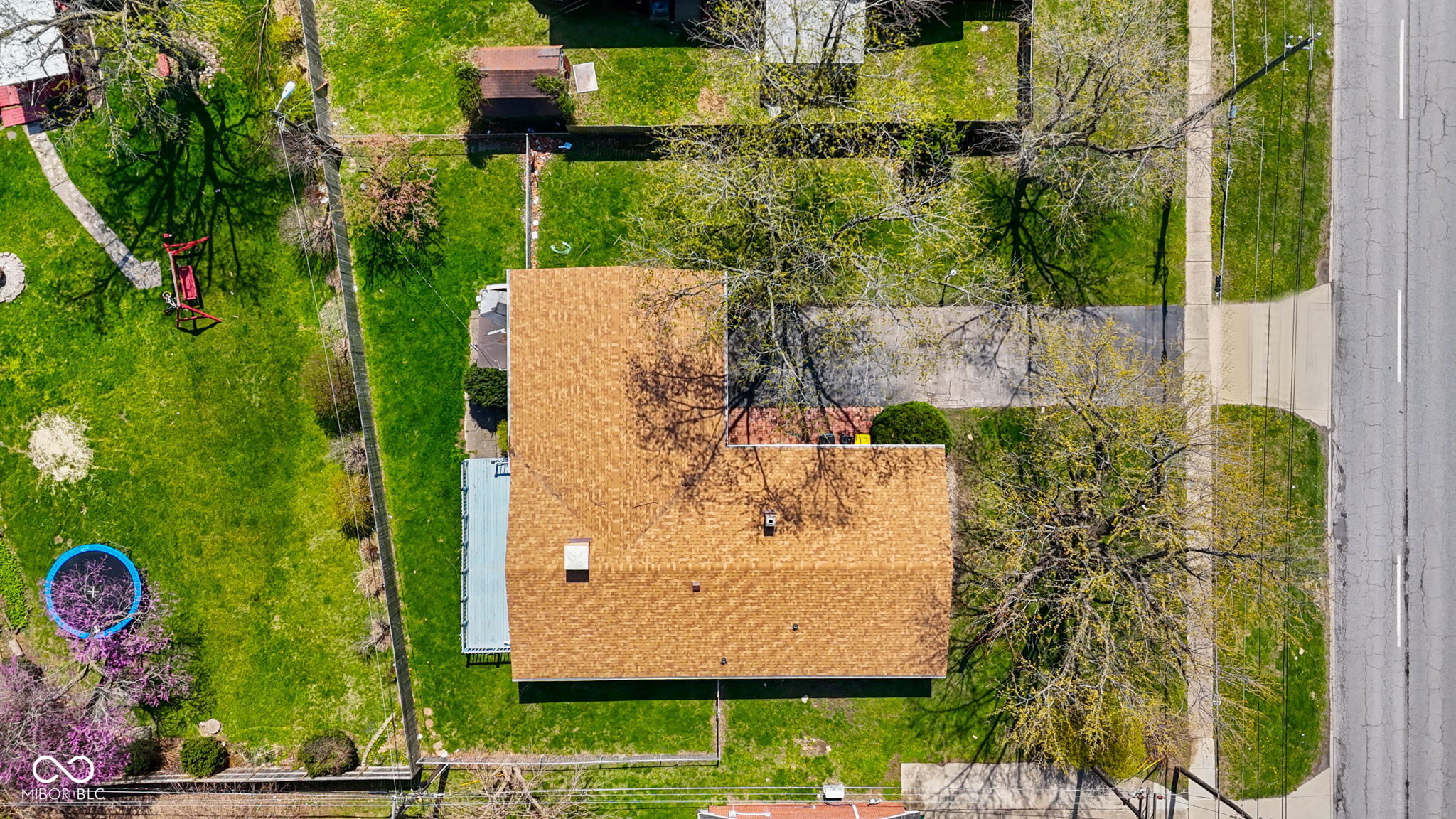 2753 North High School Road Indianapolis, IN 46224 - Photo 2 of 39