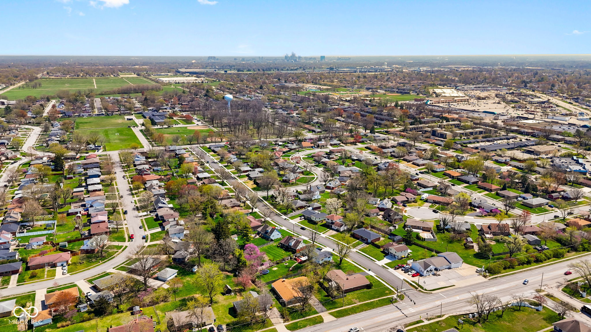 2753 North High School Road Indianapolis, IN 46224 - Photo 5 of 39