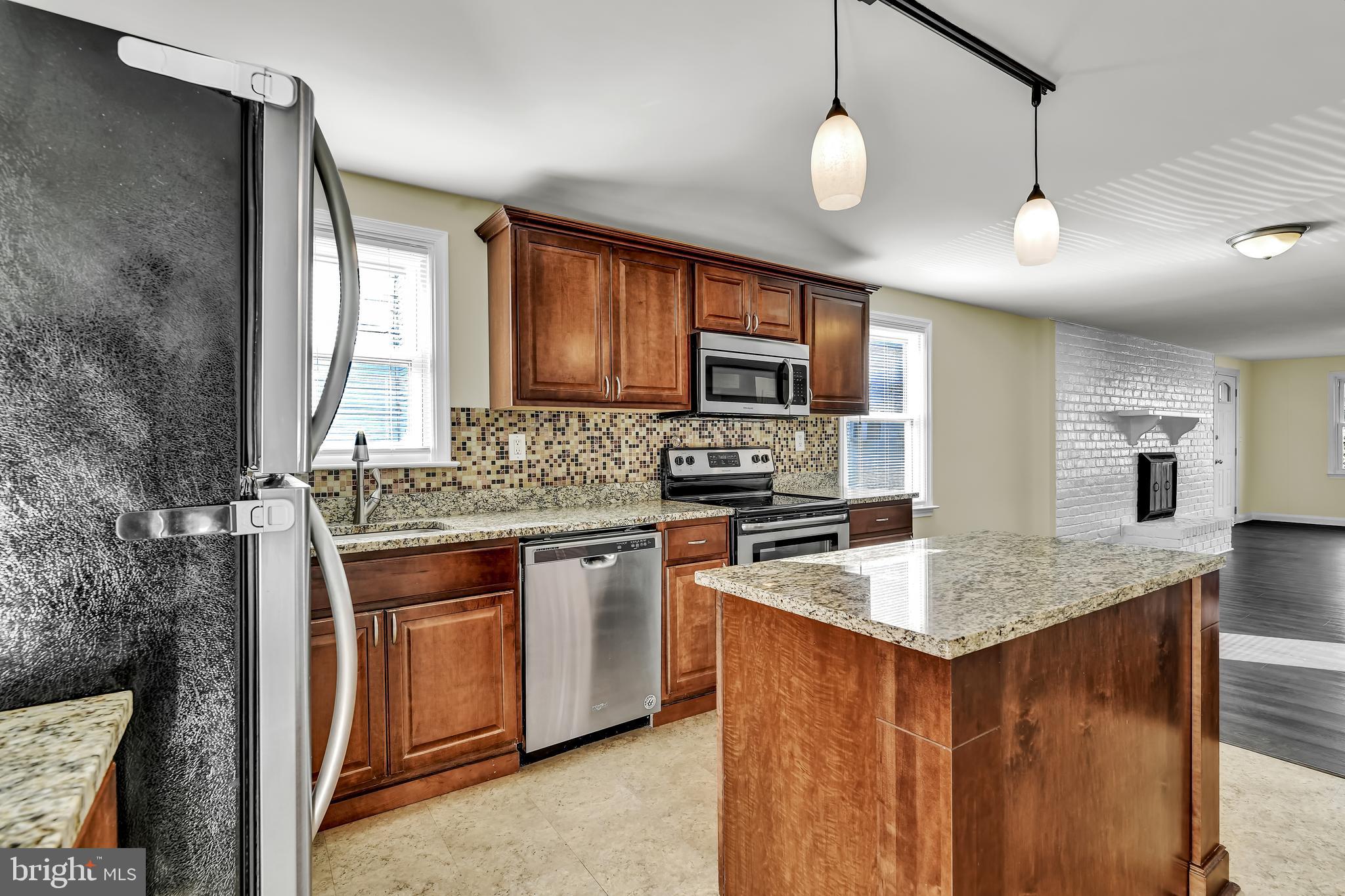 8007 Oakleigh Road Baltimore, MD 21234 - Photo 10 of 30