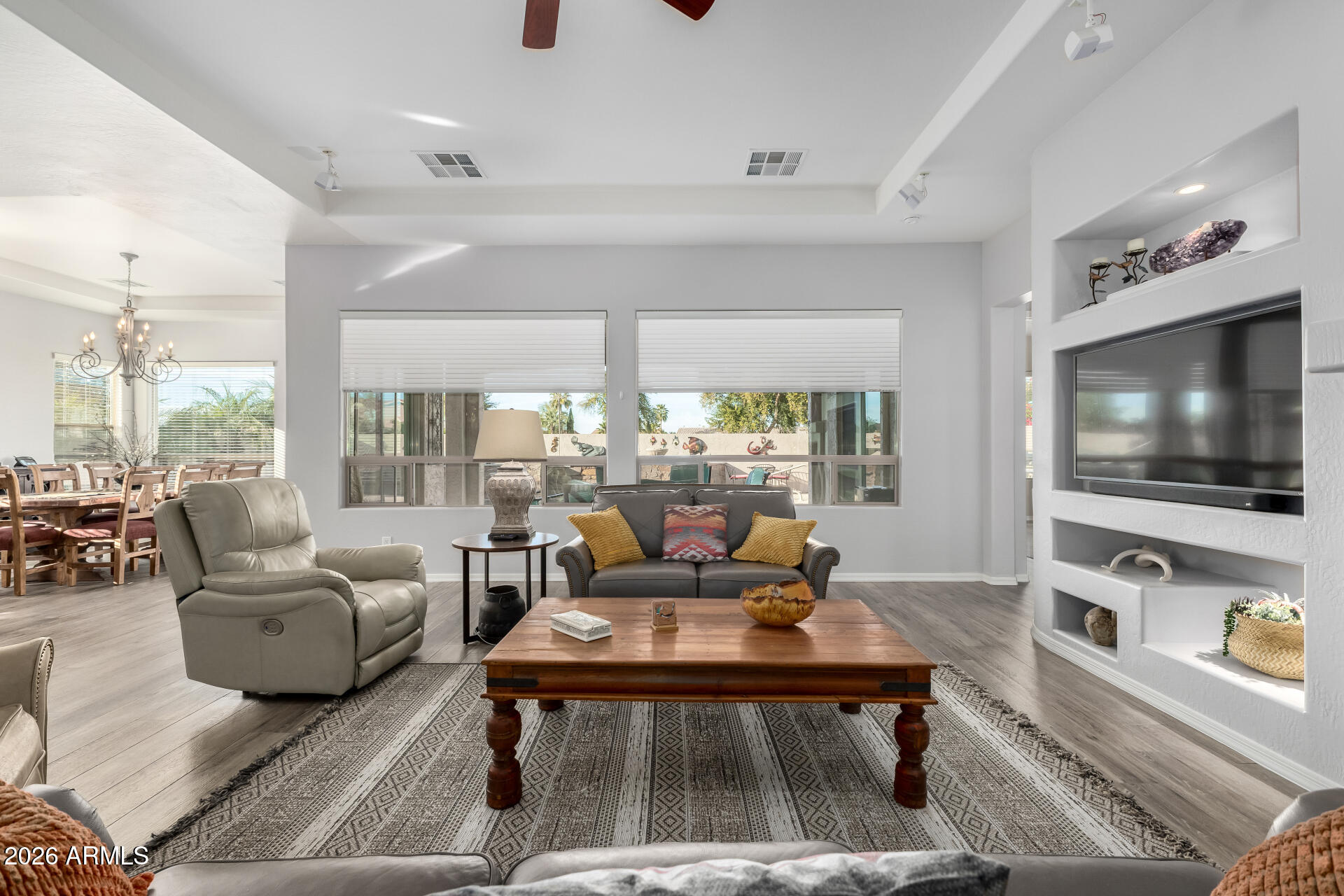 4192 East Chestnut Lane Gilbert, AZ 85298 - Photo 5 of 43 13 - Chestnut