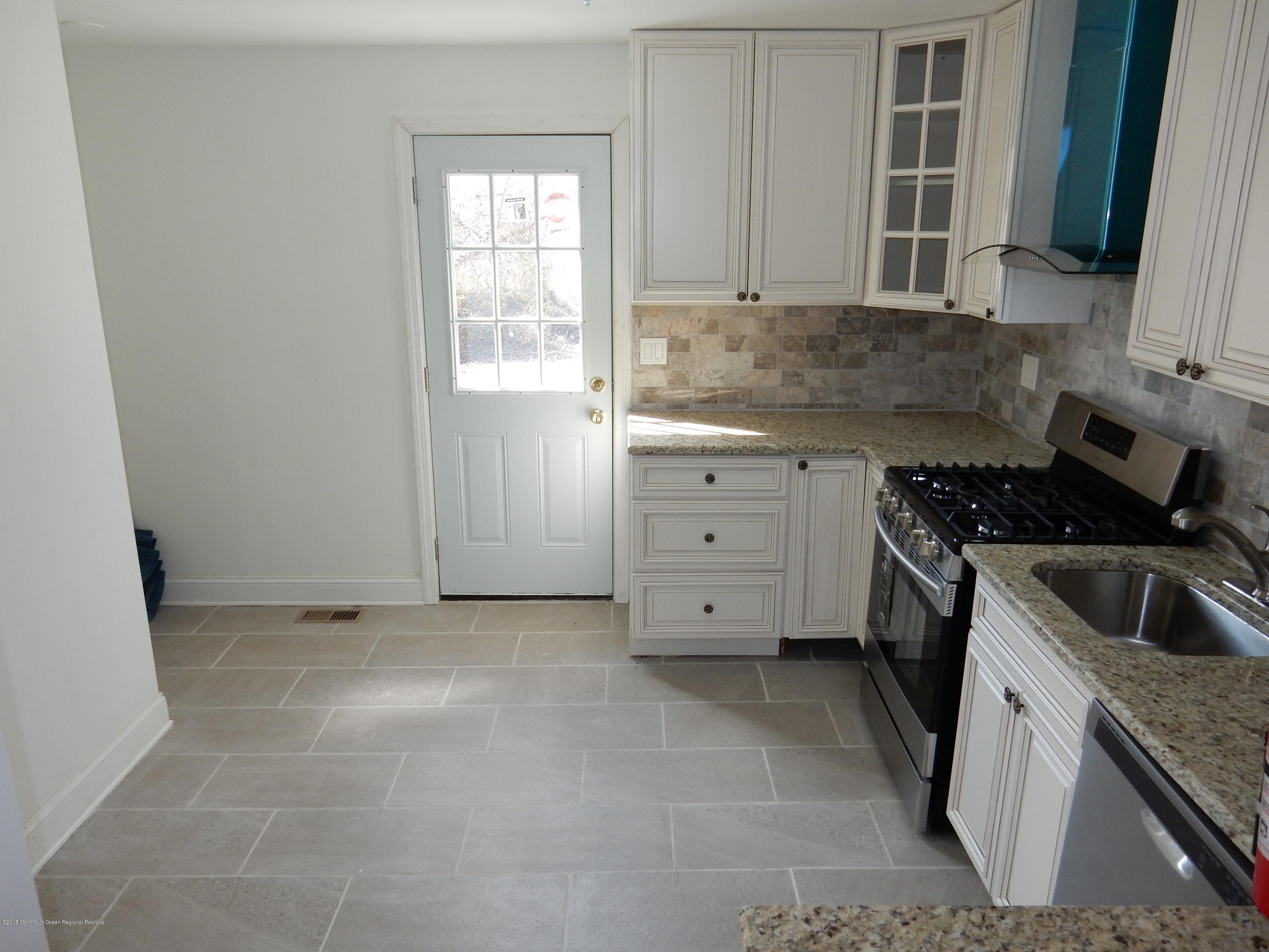 18 Cottrell Road Matawan, NJ 07747 - Photo 12 of 19 Kitchen a