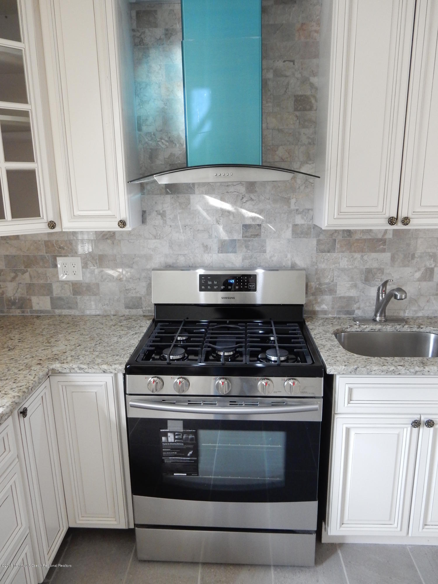 18 Cottrell Road Matawan, NJ 07747 - Photo 15 of 19 Kitchen d