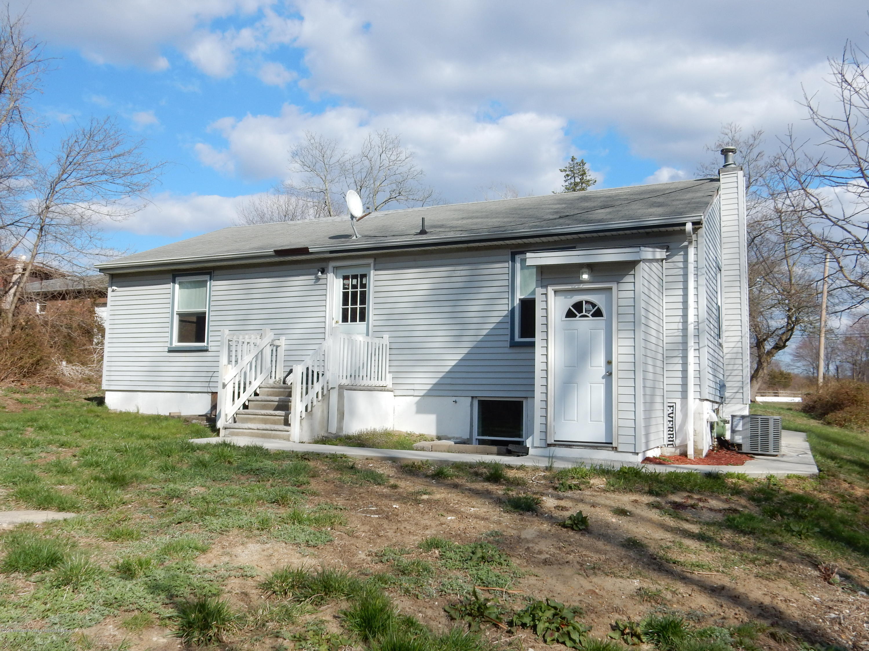 18 Cottrell Road Matawan, NJ 07747 - Photo 18 of 19 Back view