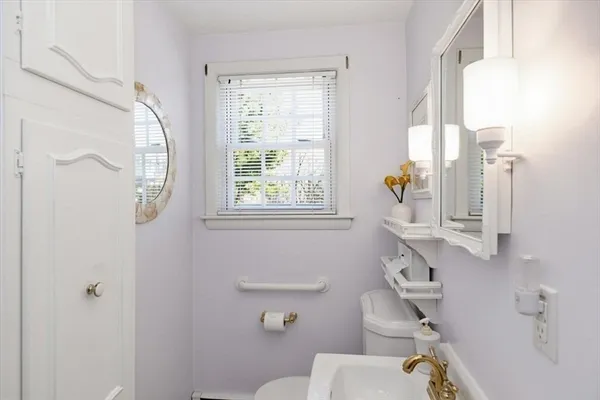 $850,000 | 9 Winter Street, Burlington, MA 01803