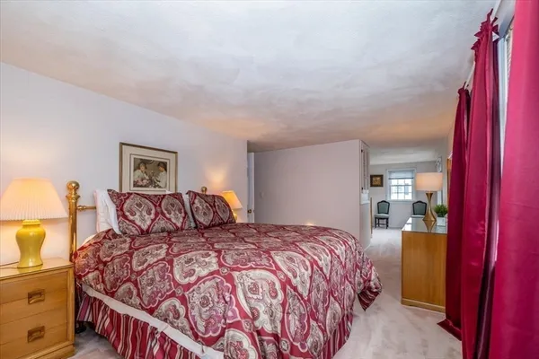 $850,000 | 9 Winter Street, Burlington, MA 01803