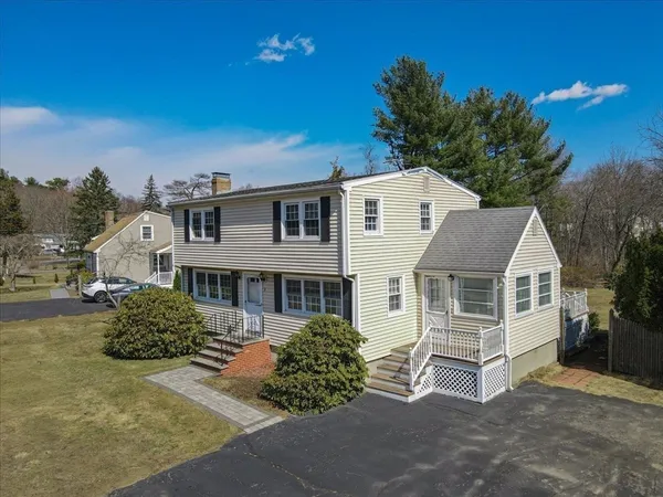 $850,000 | 9 Winter Street, Burlington, MA 01803