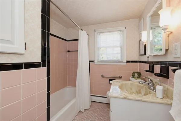 $850,000 | 9 Winter Street, Burlington, MA 01803