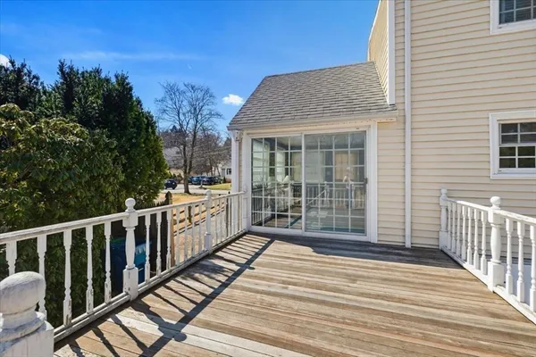 $850,000 | 9 Winter Street, Burlington, MA 01803