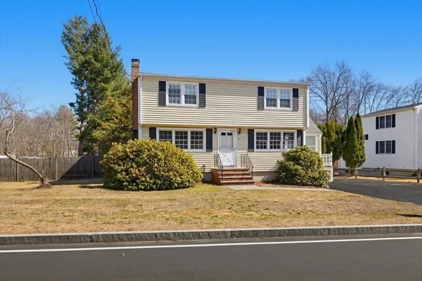$850,000 | 9 Winter Street, Burlington, MA 01803