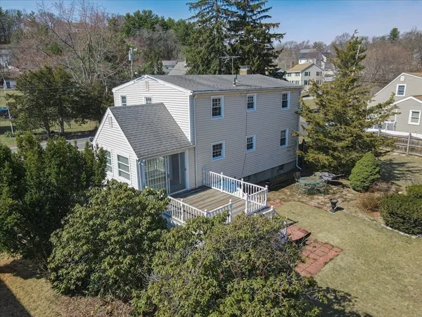 $850,000 | 9 Winter Street, Burlington, MA 01803