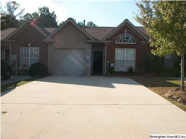 581 Cahaba Manor Drive Pelham, AL 35124 - Photo 2 of 25