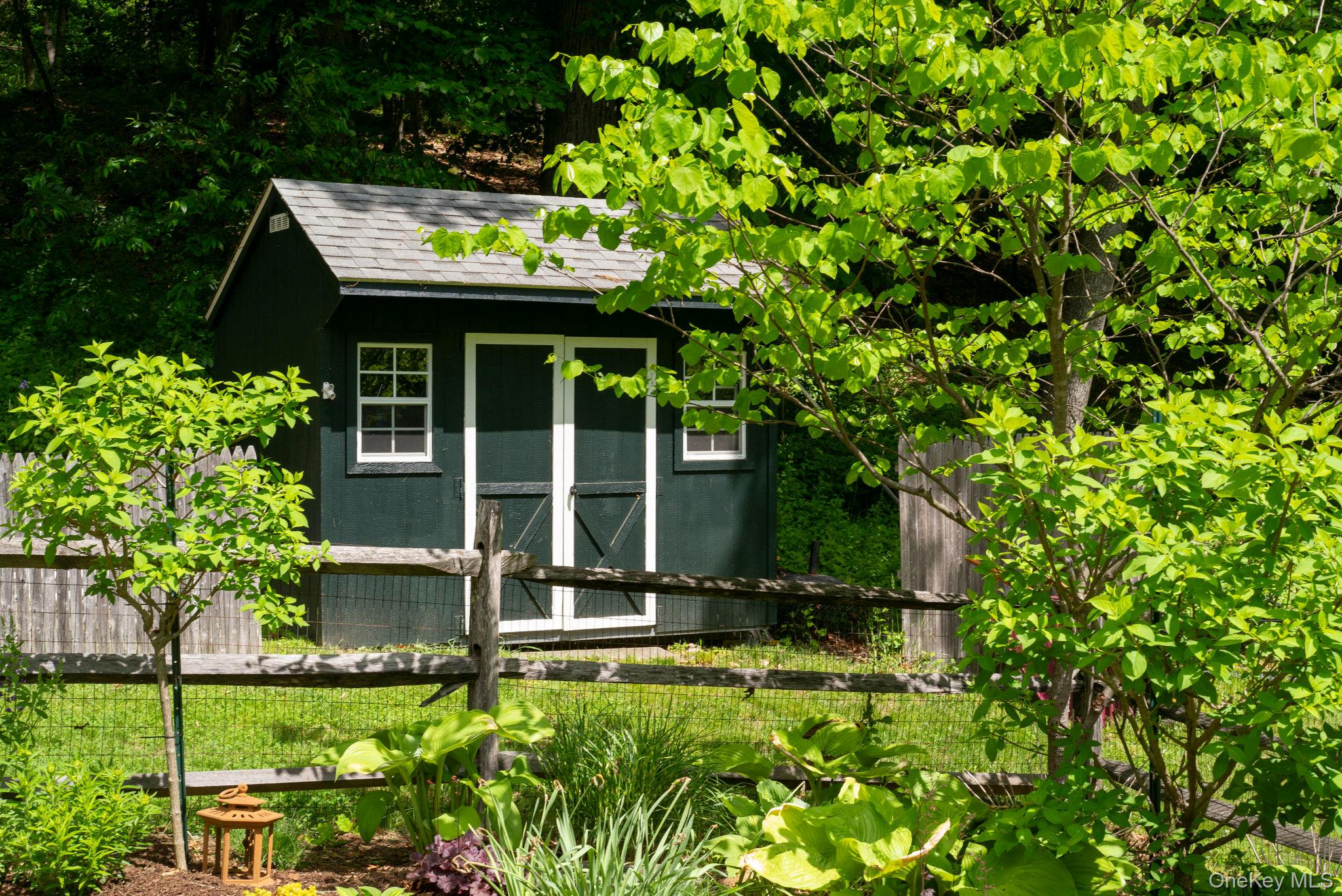 85 Frost Road Rhinebeck, NY 12572 - Photo 28 of 31