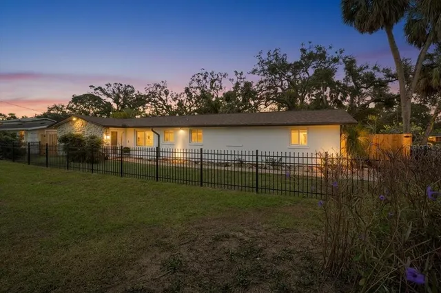 $850,000 | 4811 26th Avenue West, Bradenton, FL 34209