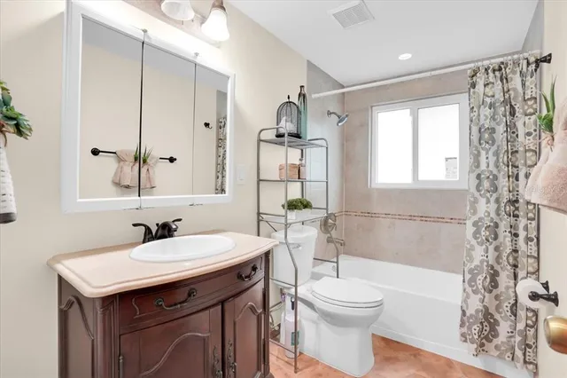 $850,000 | 4811 26th Avenue West, Bradenton, FL 34209