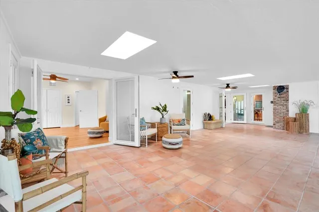 $850,000 | 4811 26th Avenue West, Bradenton, FL 34209