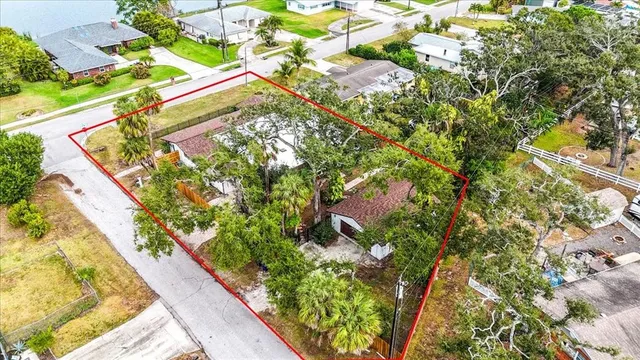 $850,000 | 4811 26th Avenue West, Bradenton, FL 34209