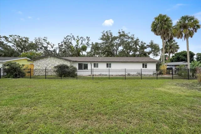 $850,000 | 4811 26th Avenue West, Bradenton, FL 34209