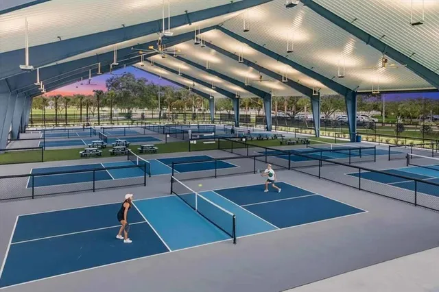 $850,000 | 4811 26th Avenue West, Bradenton, FL 34209