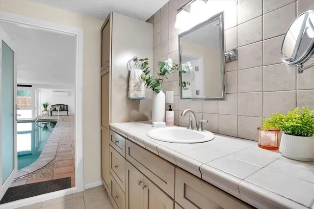 $850,000 | 4811 26th Avenue West, Bradenton, FL 34209