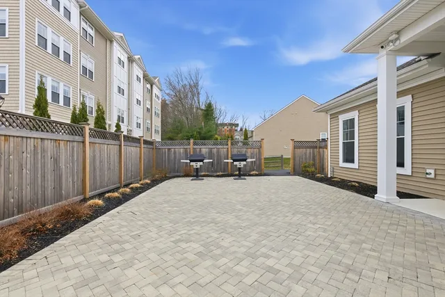 $615,000 | 401 Emery Lane, Unit 304, Sudbury, MA 01776