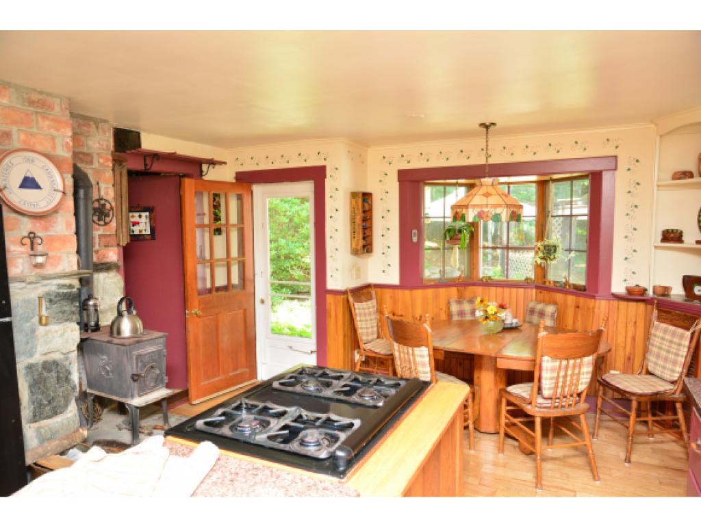 388 Kearsarge Road Conway, NH 03860 - Photo 5 of 27