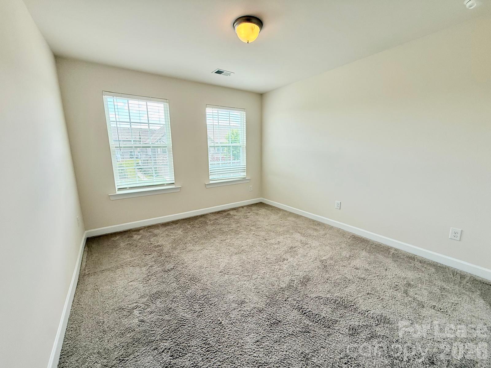 5633 Garrow Glen Road Charlotte, NC 28278 - Photo 16 of 21