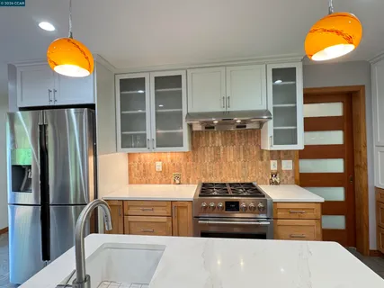 $1,699,000 | 163 El Toyonal, Orinda, CA 94563