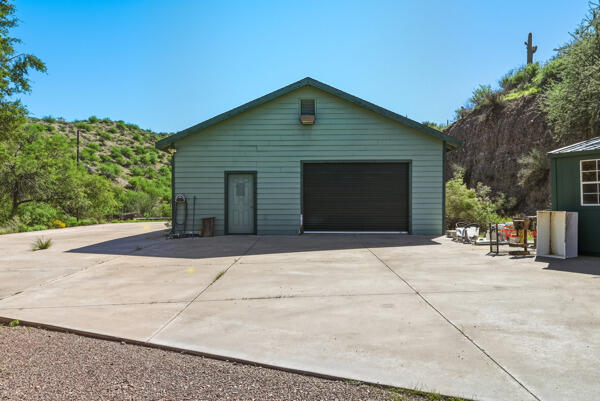 53282 Highway 188 Payson, AZ 85541 - Photo 16 of 66 Garage