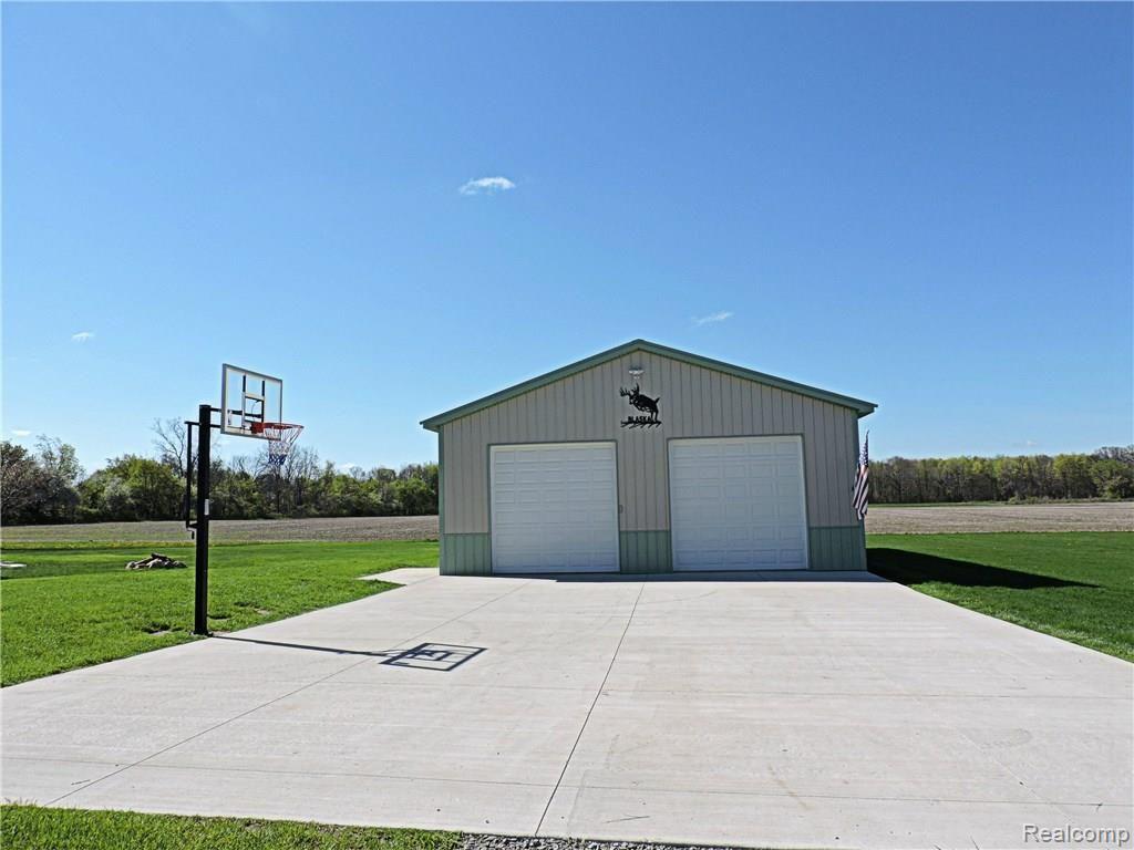 5420 East Carpenter Road Flint, MI 48506 - Photo 46 of 48 DSCN1717.JPG