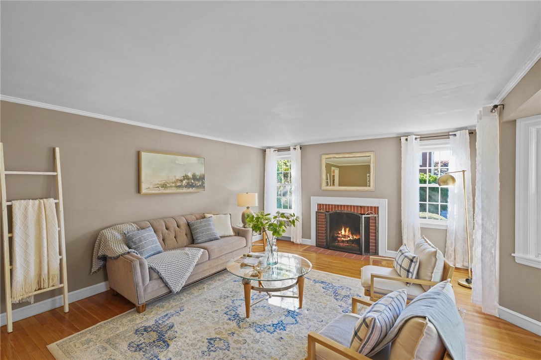 5 Cold Spring Road Barrington, RI 02806 - Photo 21 of 45 living room
