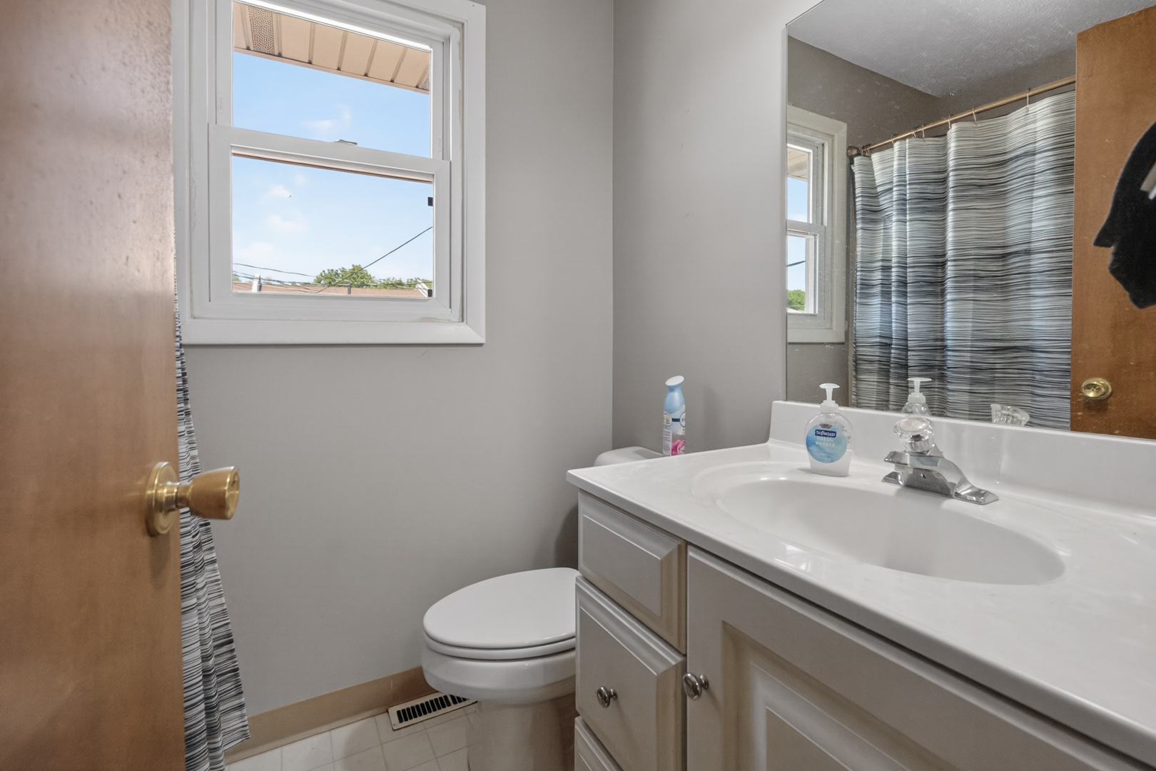 105 East Lincoln Street, Unit D Normal, IL 61761 - Photo 9 of 18