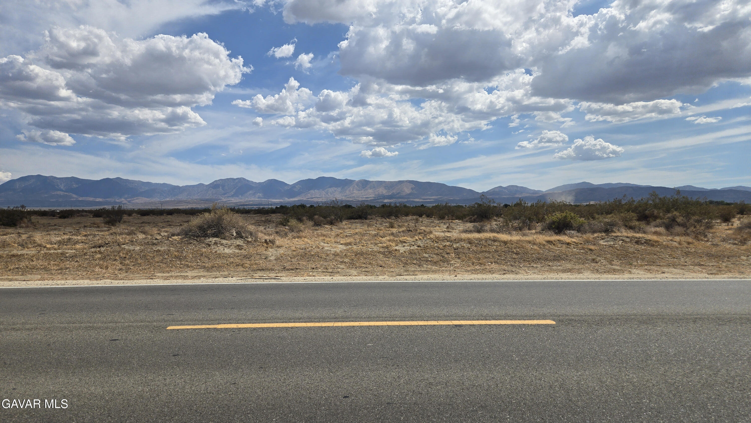 Palmdale Boulevard East Littlerock, CA 93543 - Photo 8 of 34 a view of a lake