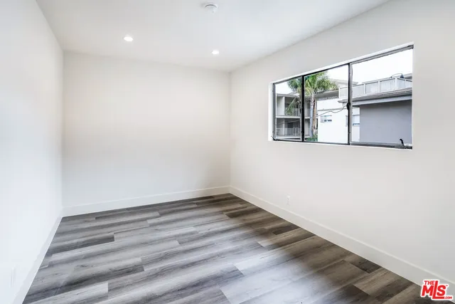 $4,400 | 11725 Darlington Avenue, Unit 8, Los Angeles, CA 90049