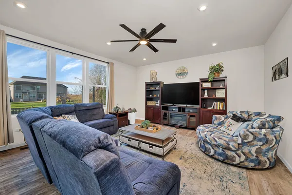 $697,000 | 13008 Timber Wood Circle, Plainfield, IL 60585