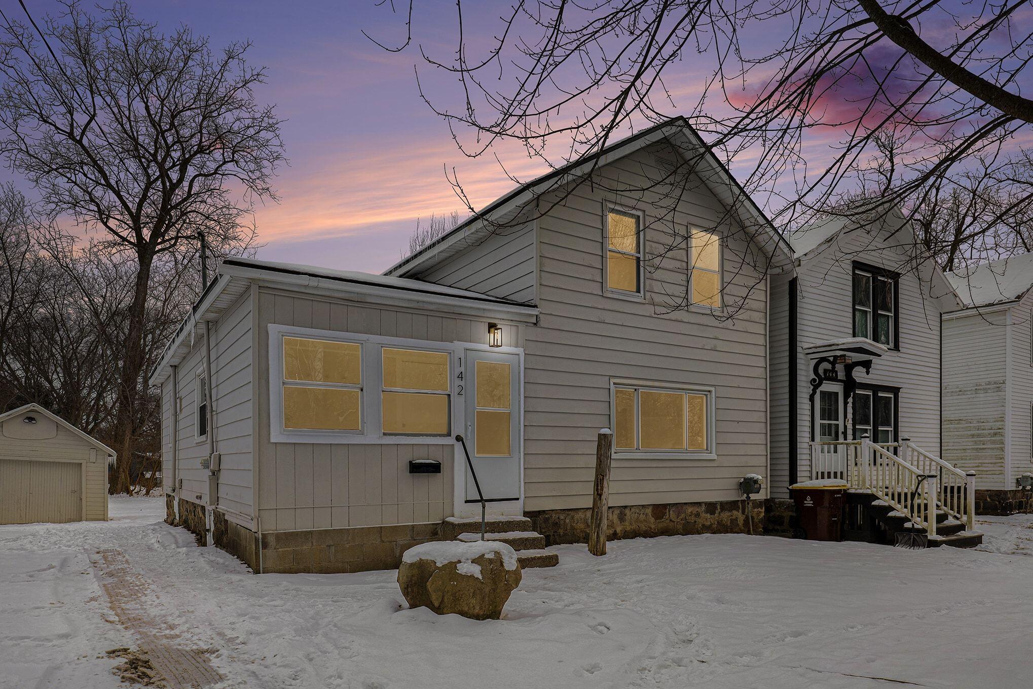 142 Mill Street Ionia, MI 48846 - Photo 2 of 18 001_file_3982