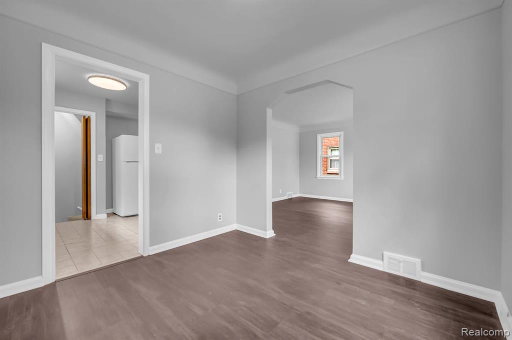 3752 Katherine Street Dearborn, MI 48124 - Photo 7 of 23