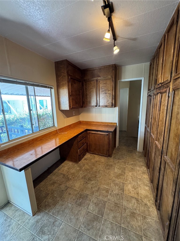 4000 Pierce, Unit 278 Riverside, CA 92505 - Photo 28 of 33 Laundry room