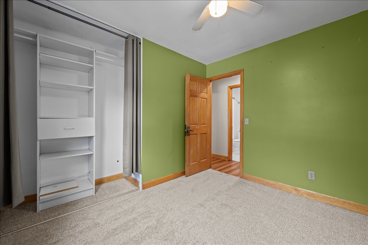 124 Heathgate Road Montgomery, IL 60538 - Photo 20 of 28 a view of empty room with window and ceiling fan