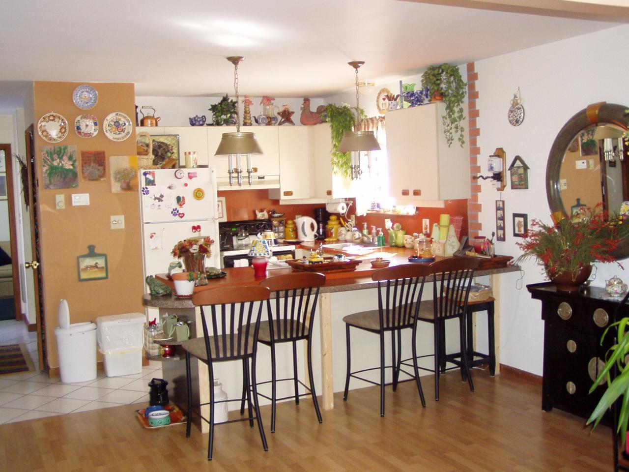 4413 Mayfair Road Tobyhanna, PA 18466 - Photo 4 of 7 kitchen